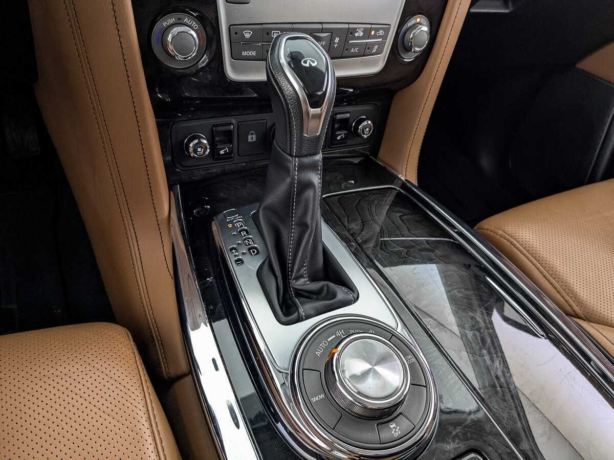 Infiniti QX80, 2018 Фото №29