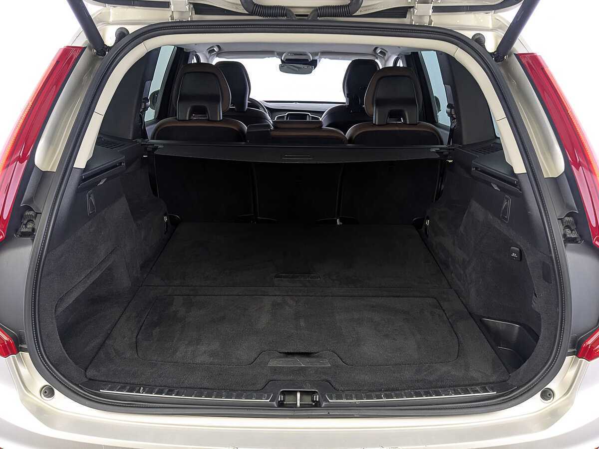 Volvo XC90, 2018 Фото №10