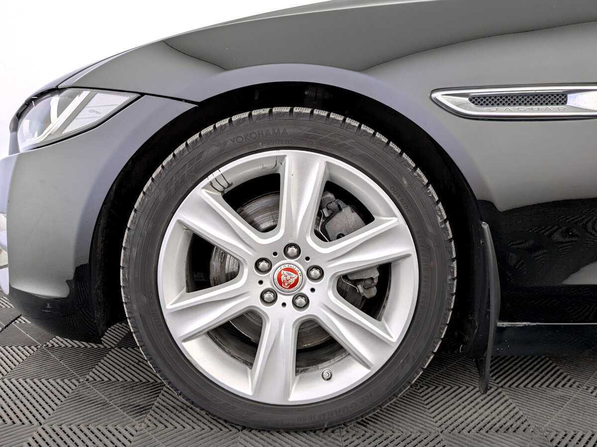 Jaguar XE, 2015 Фото №18