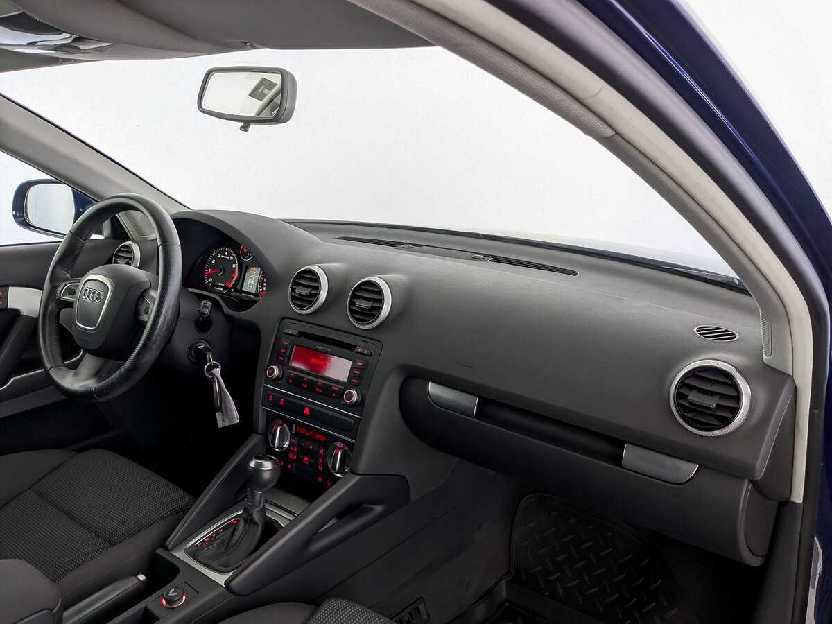 Audi A3, 2011 Фото №11