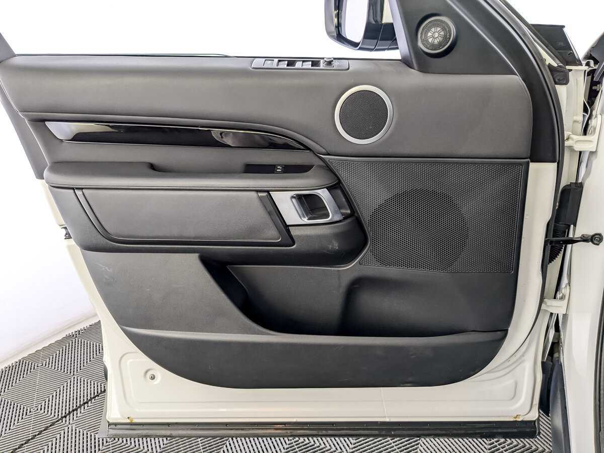 Land Rover Discovery, 2019 Фото №19