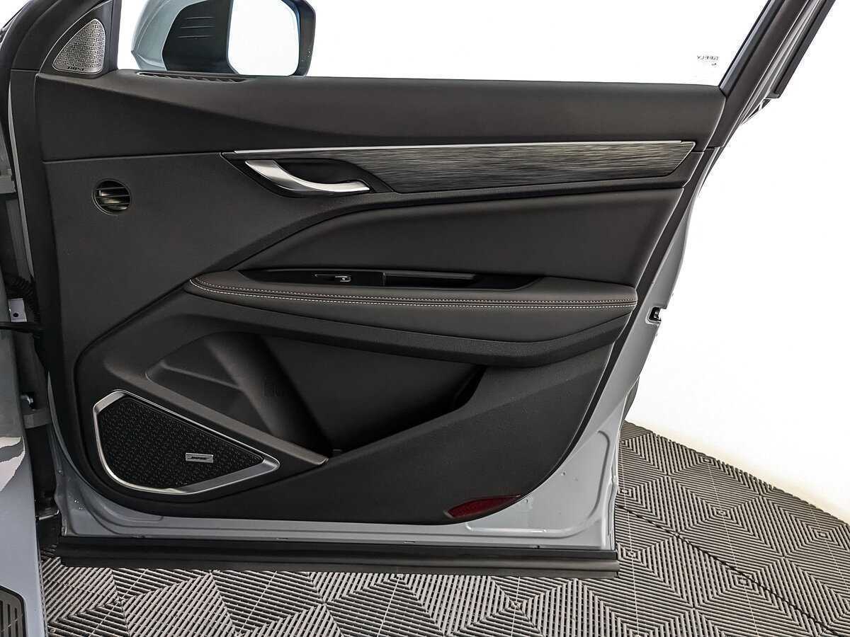 Geely Tugella, 2023 Фото №24