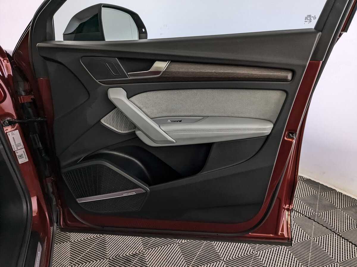 Audi Q5 45 TFSI, 2021 Фото №23