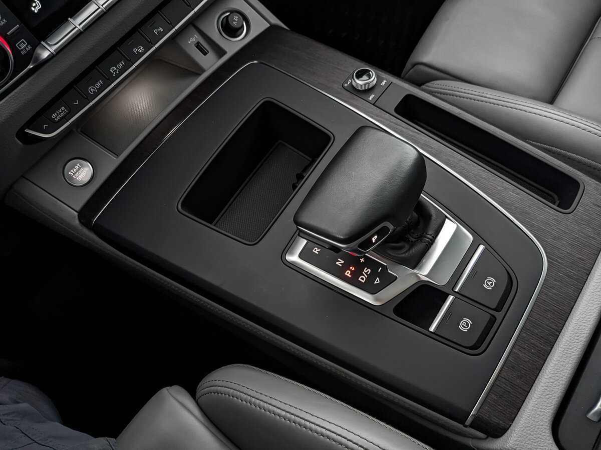 Audi Q5 45 TFSI, 2021 Фото №25