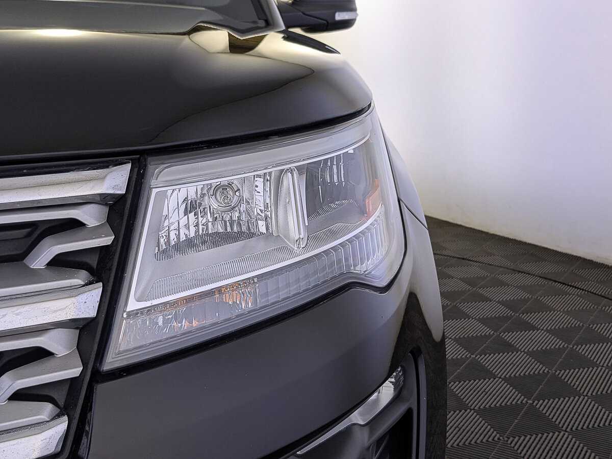 Ford Explorer, 2019 Фото №11