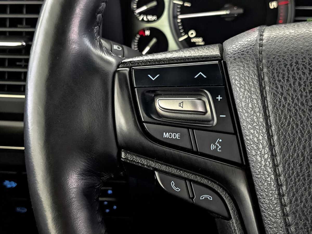 Toyota Land Cruiser, 2019 Фото №28