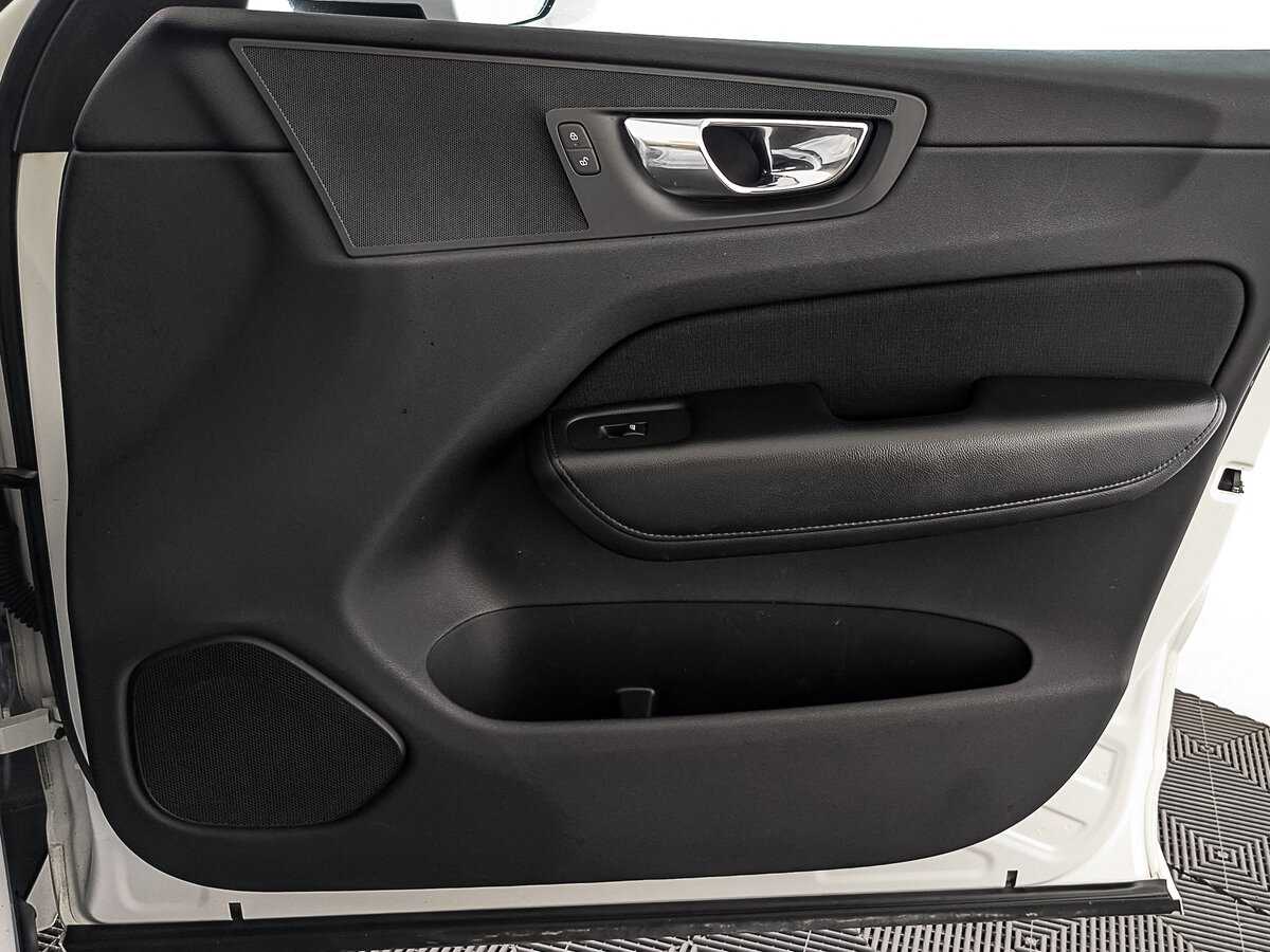 Volvo XC60, 2018 Фото №19