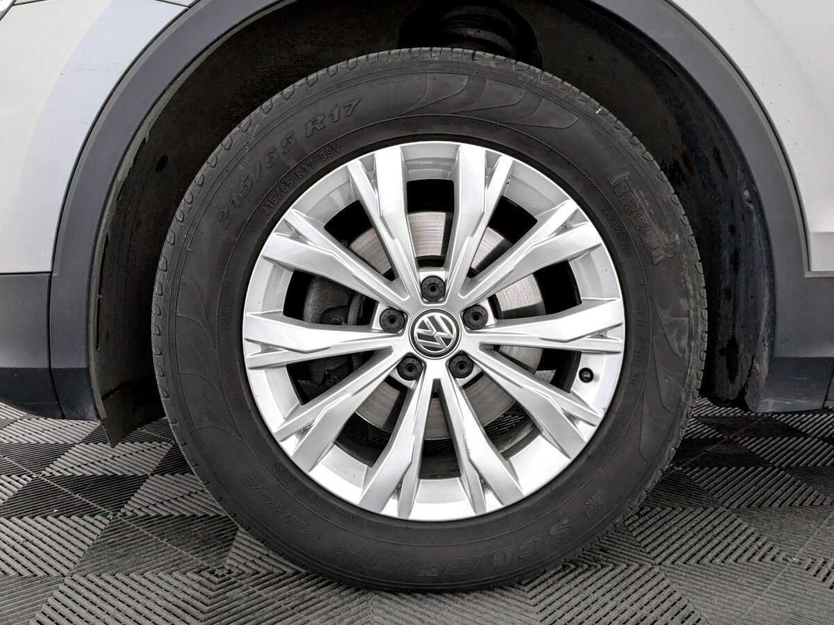 Volkswagen Tiguan, 2019 Фото №18