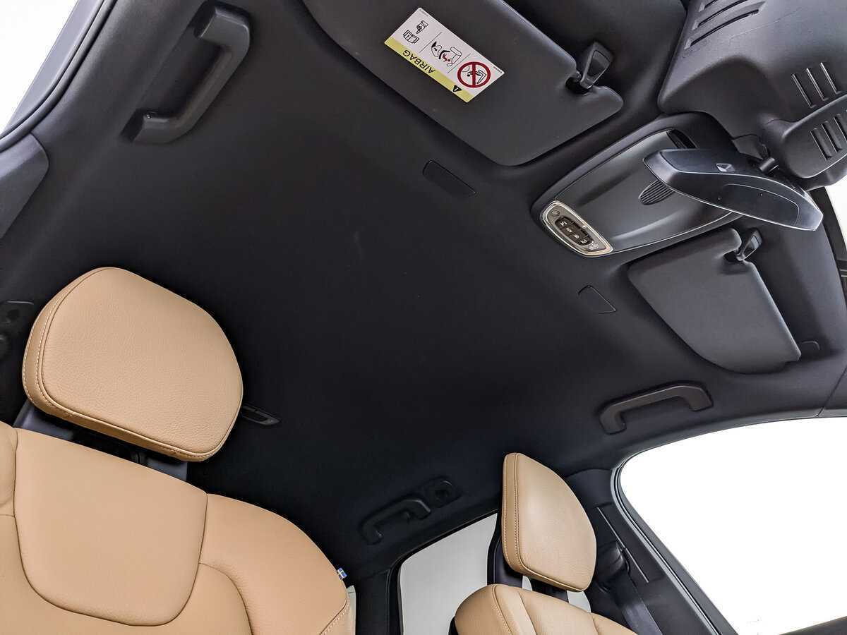 Volvo XC60, 2018 Фото №21