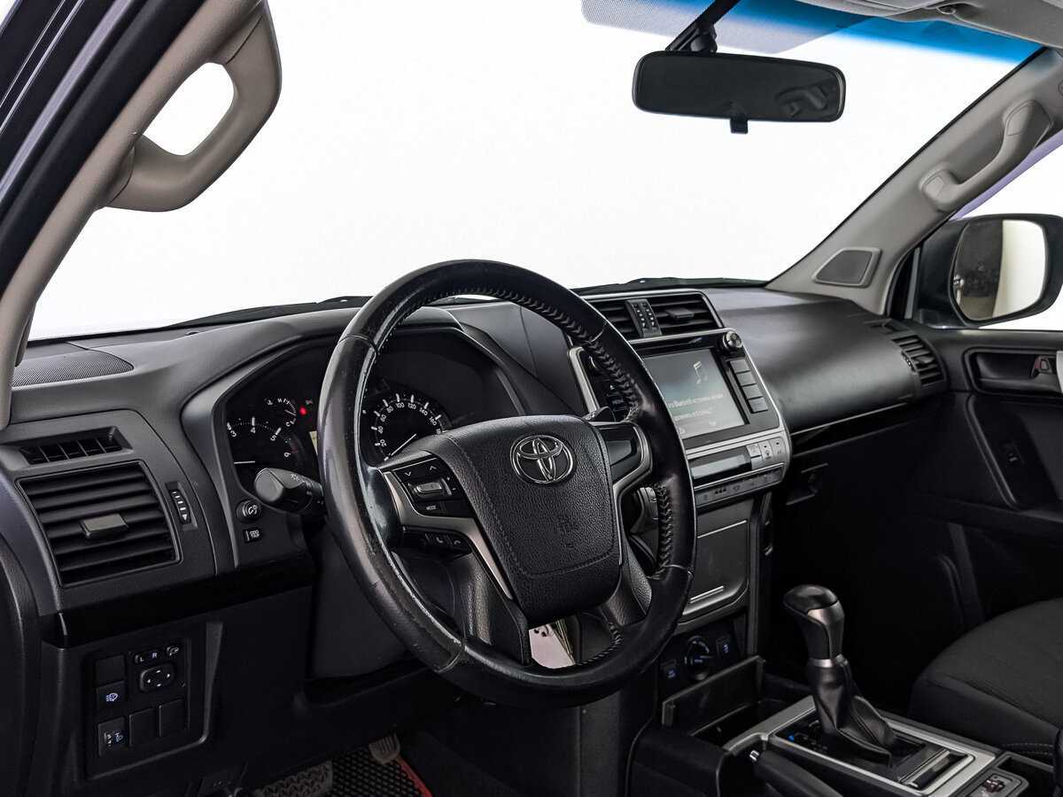 Toyota Land Cruiser Prado, 2020 Фото №15