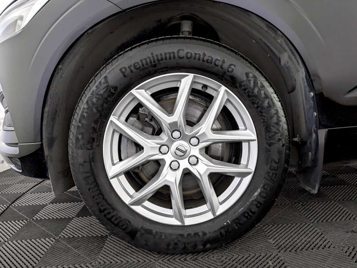 Volvo XC60, 2018 Фото №18