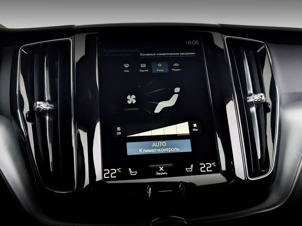 Volvo XC60, 2018 Фото №27