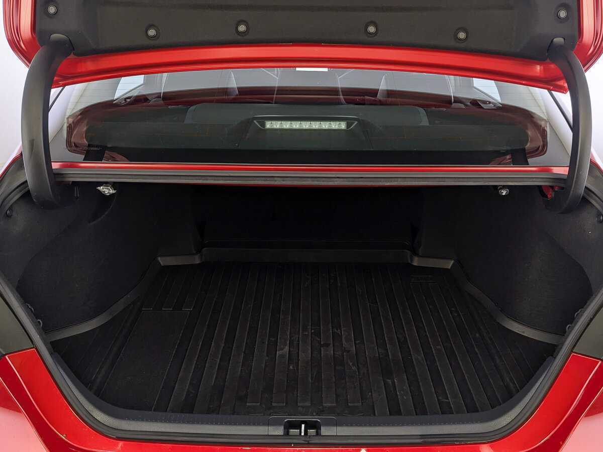 Toyota Camry, 2022 Фото №10