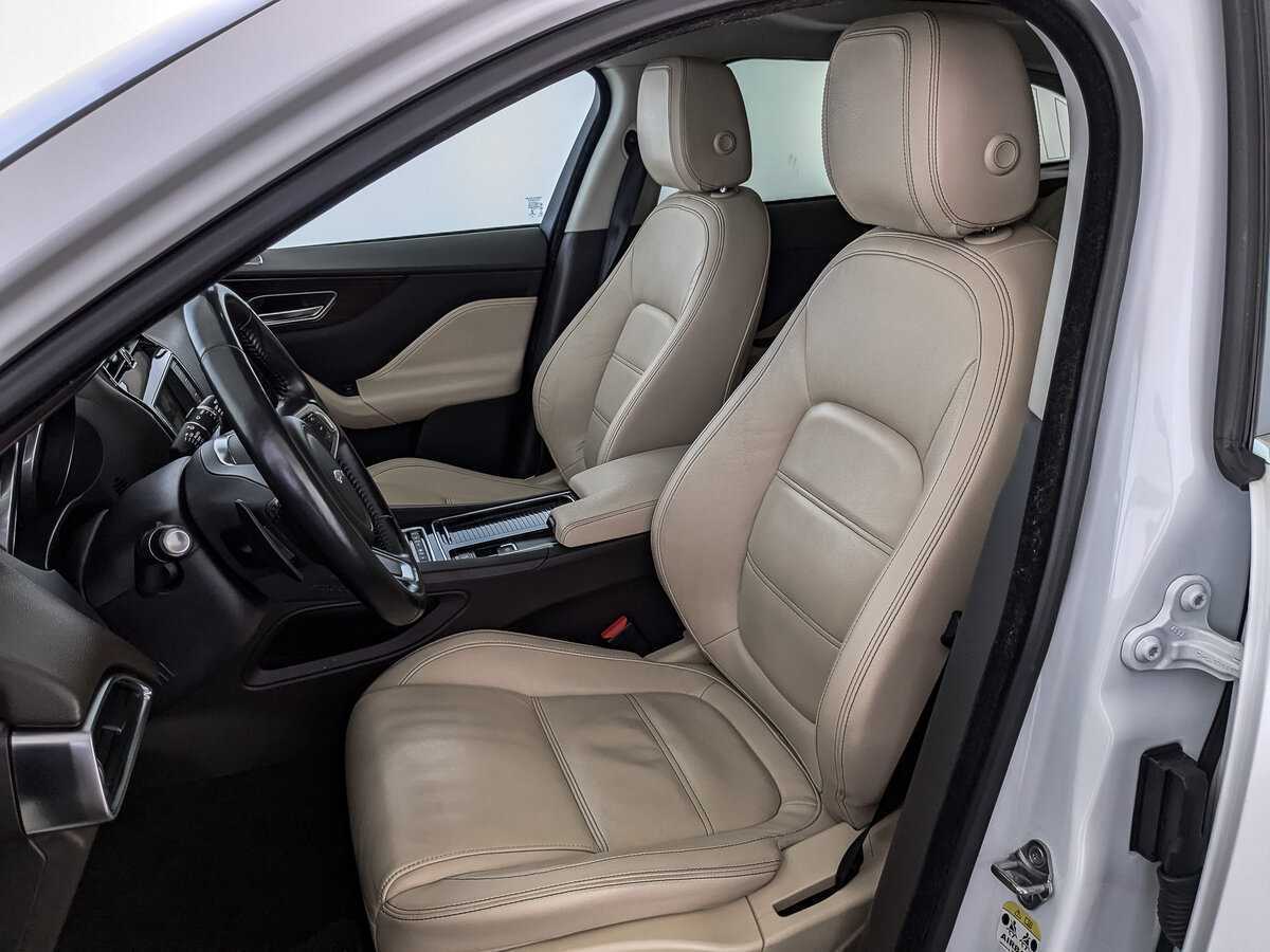Jaguar F-Pace, 2018 Фото №20