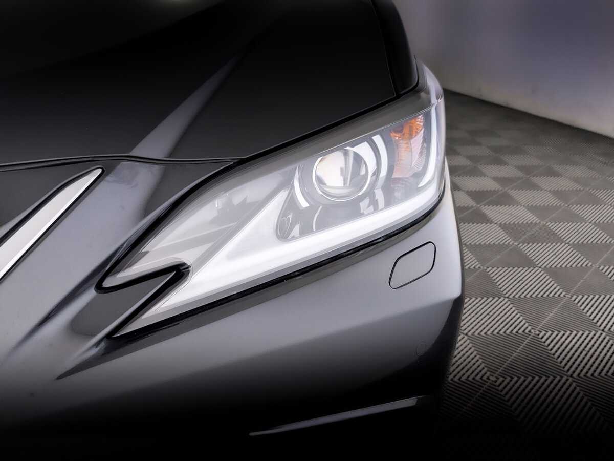 Lexus ES 250, 2020 Фото №17