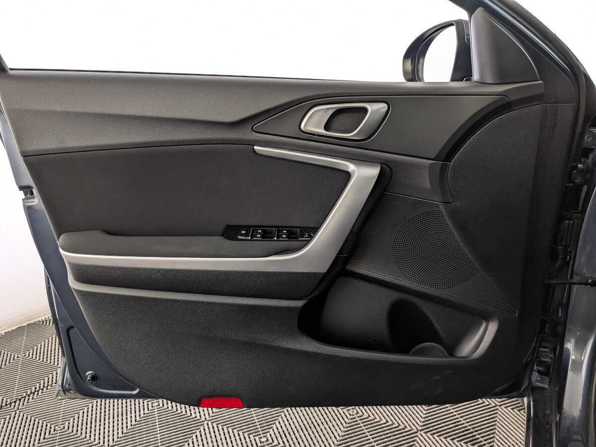 Kia Ceed, 2020 Фото №17