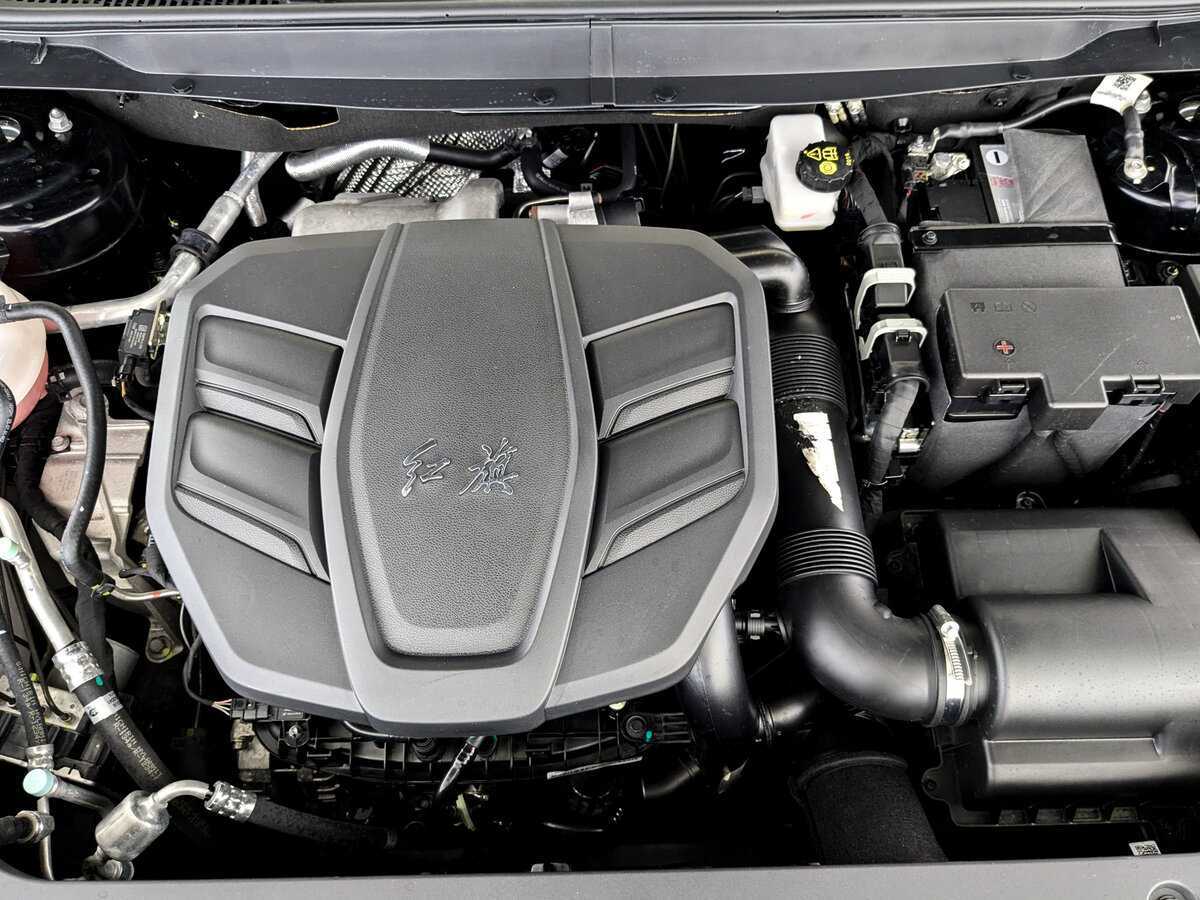 Hongqi HS5, 2023 - 25 944 км. | Фото №8