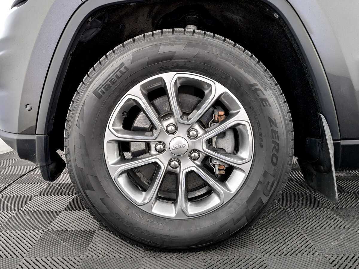 Jeep Grand Cherokee, 2018 Фото №17