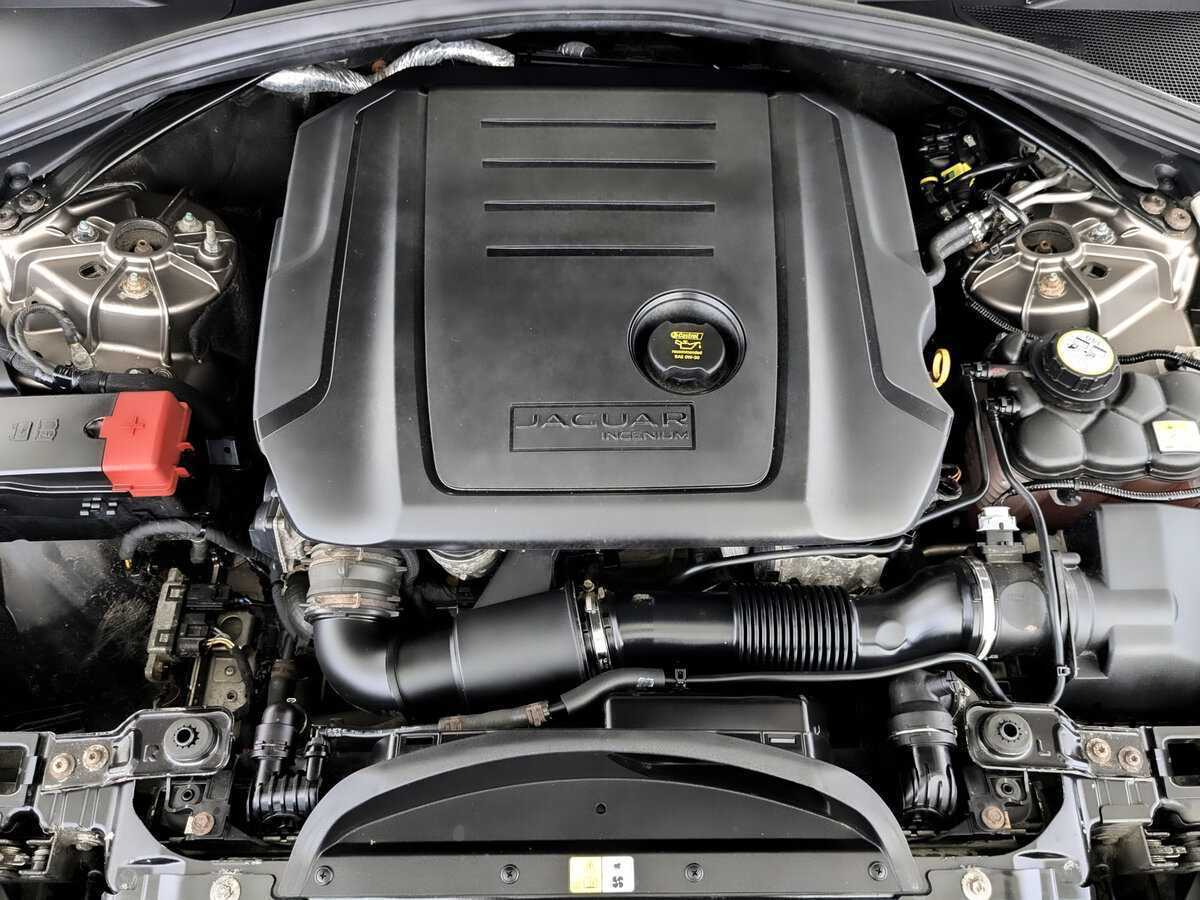 Jaguar F-Pace, 2017 Фото №9