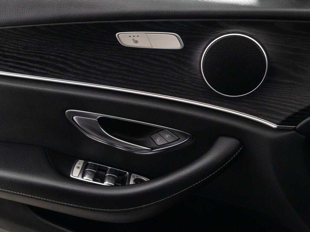 Mercedes-Benz E-Класс 220 d, 2020 Фото №18