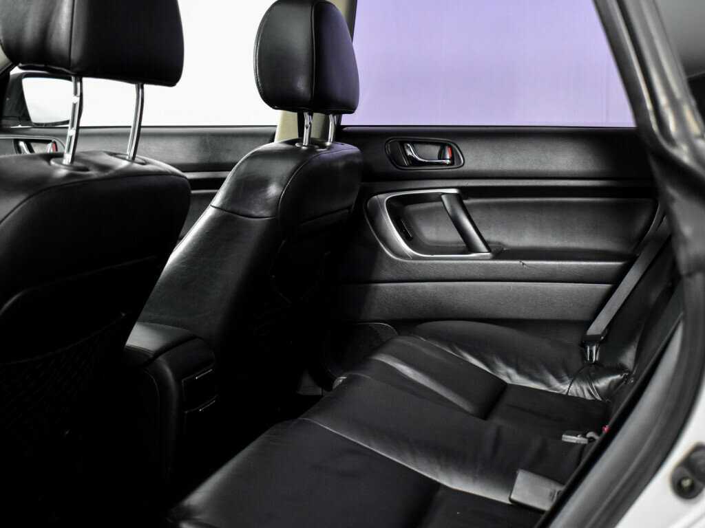 Subaru Legacy, 2005 Фото №12