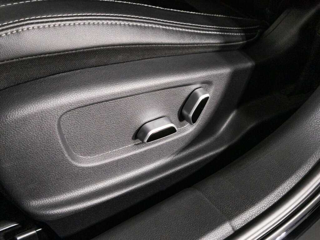 Hongqi H5, 2023 Фото №18