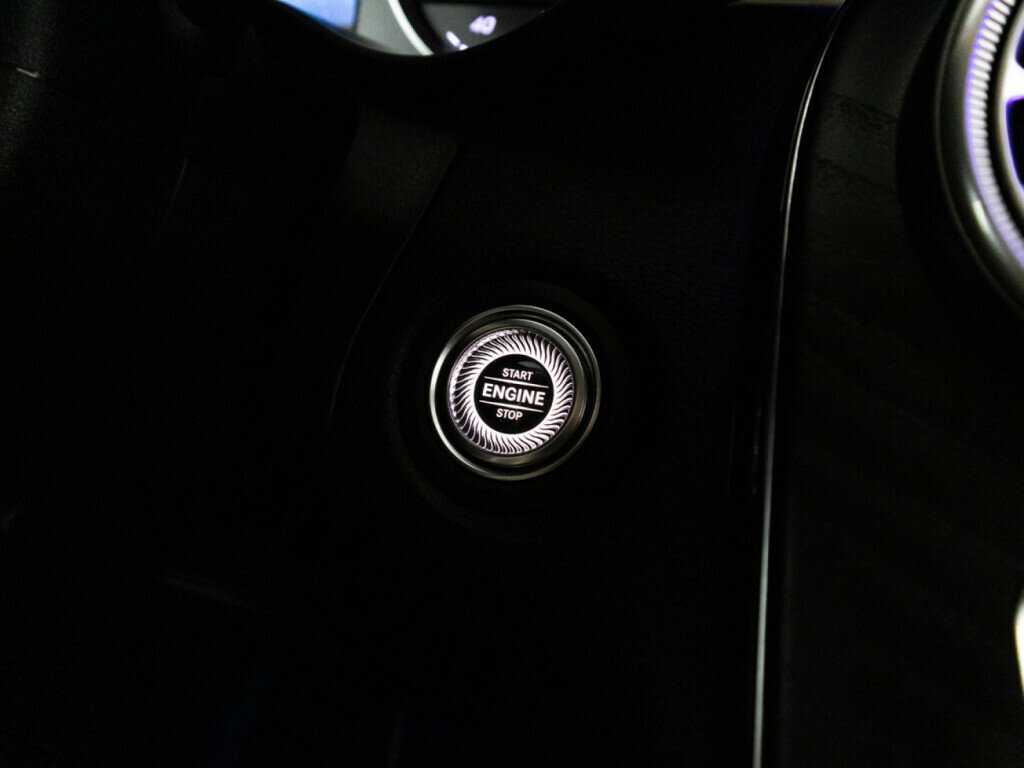 Mercedes-Benz GLC 200, 2019 Фото №18