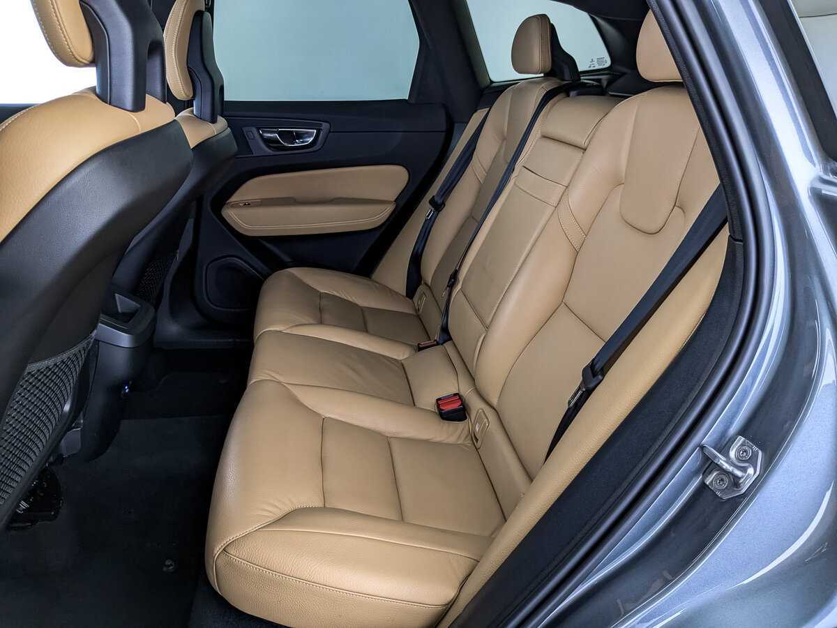 Volvo XC60, 2018 Фото №15