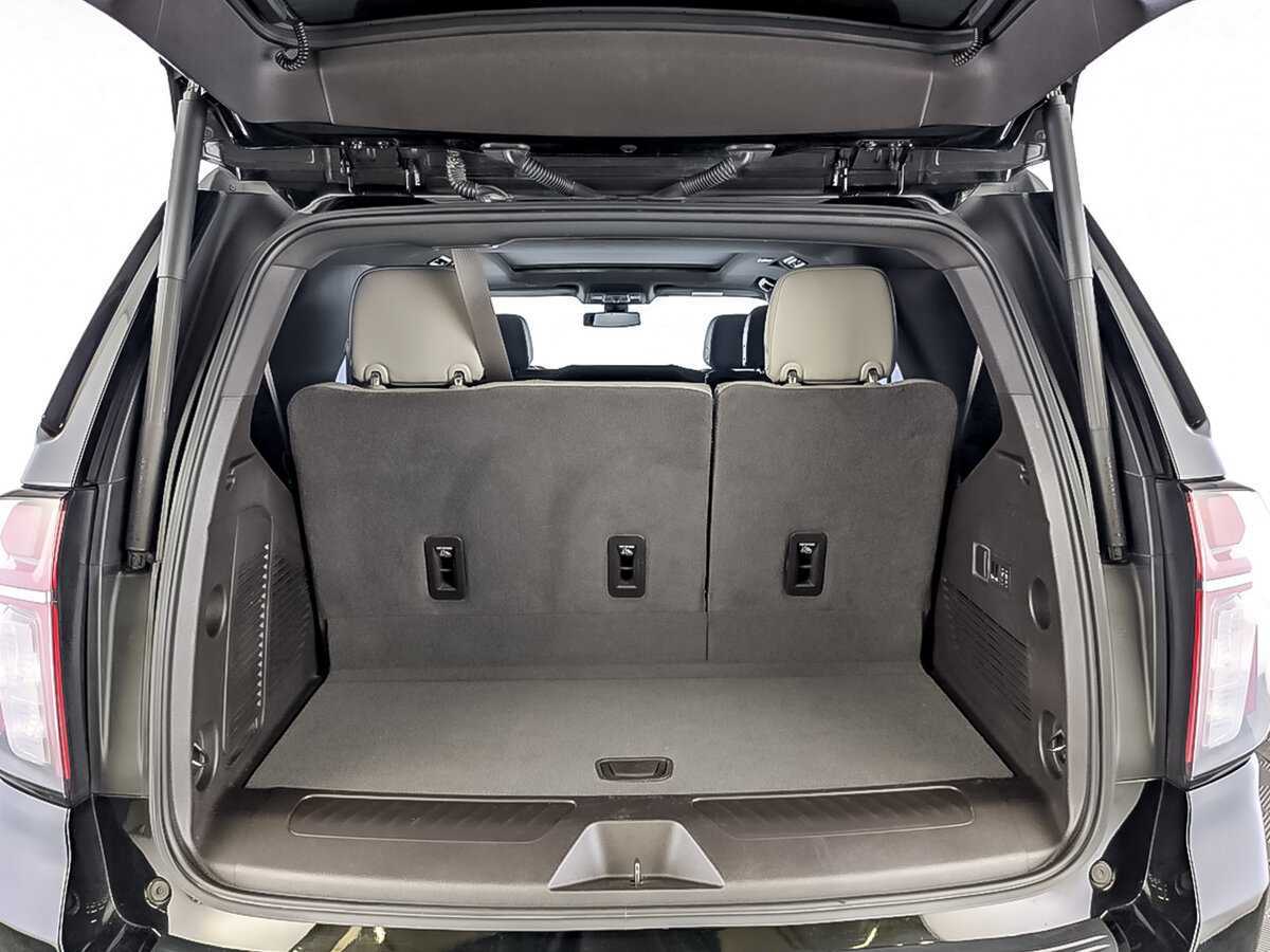 Chevrolet Tahoe, 2022 Фото №10