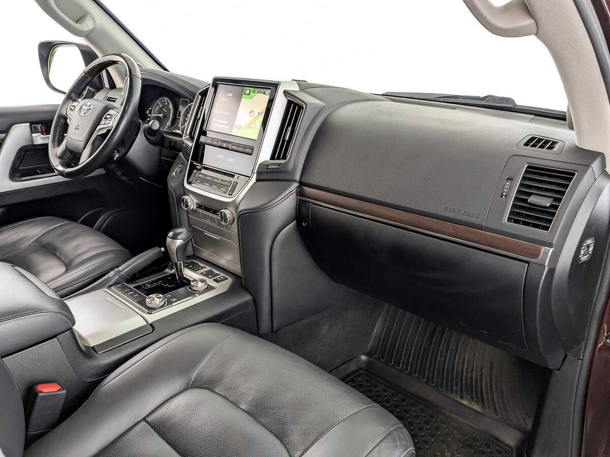Toyota Land Cruiser, 2018 Фото №11