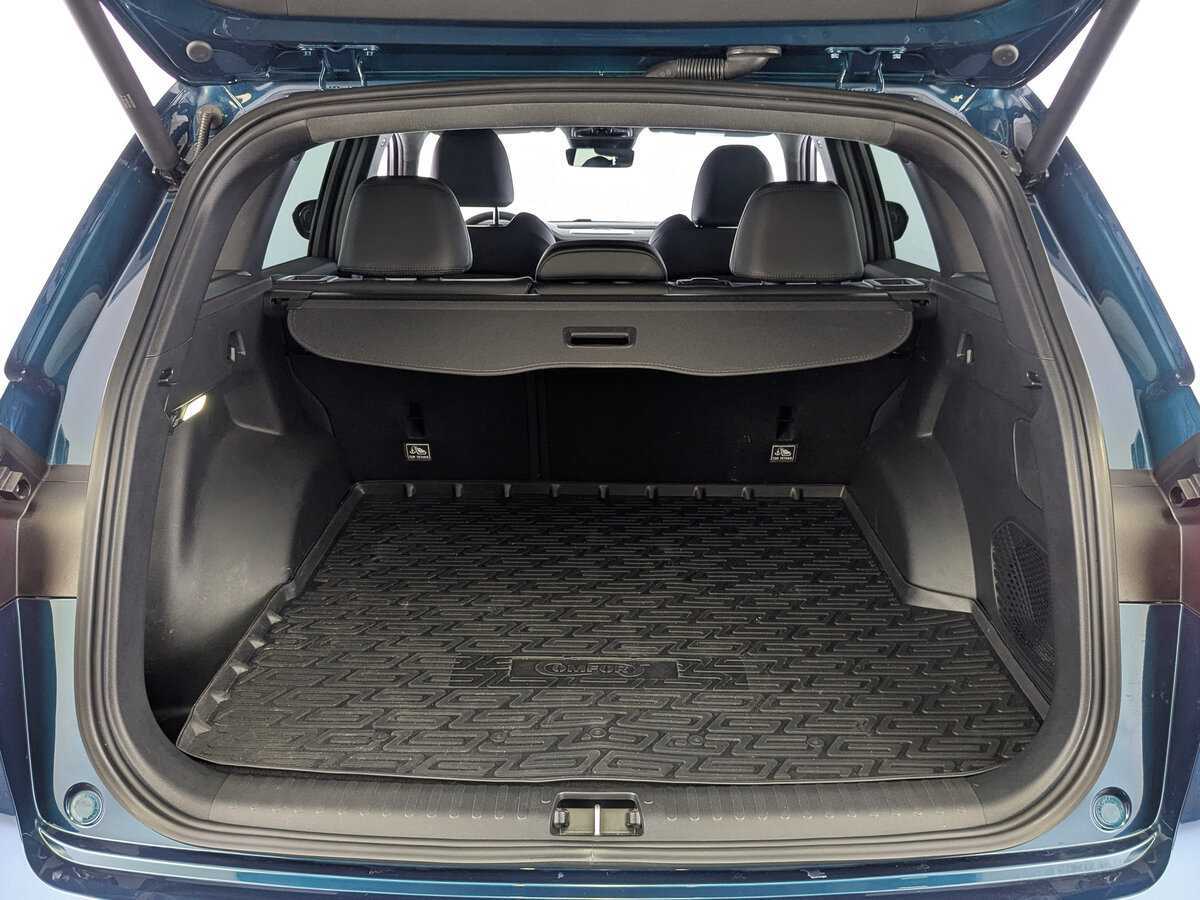 Geely Monjaro (Xingyue L), 2023 Фото №10