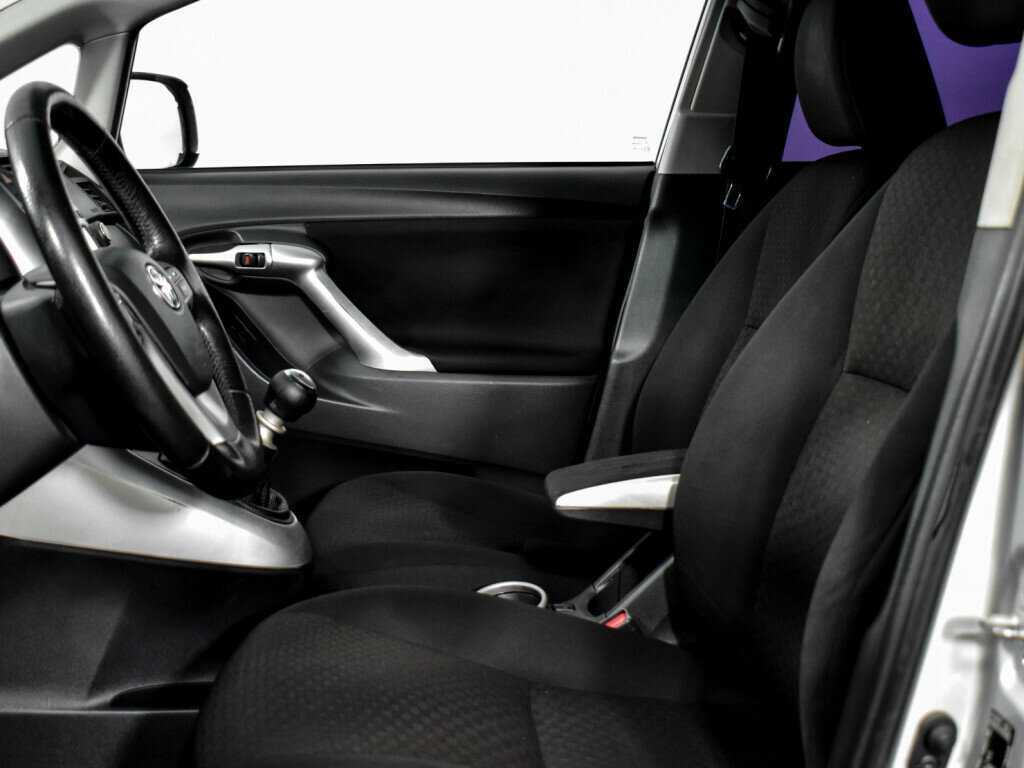 Toyota Verso, 2010 Фото №11