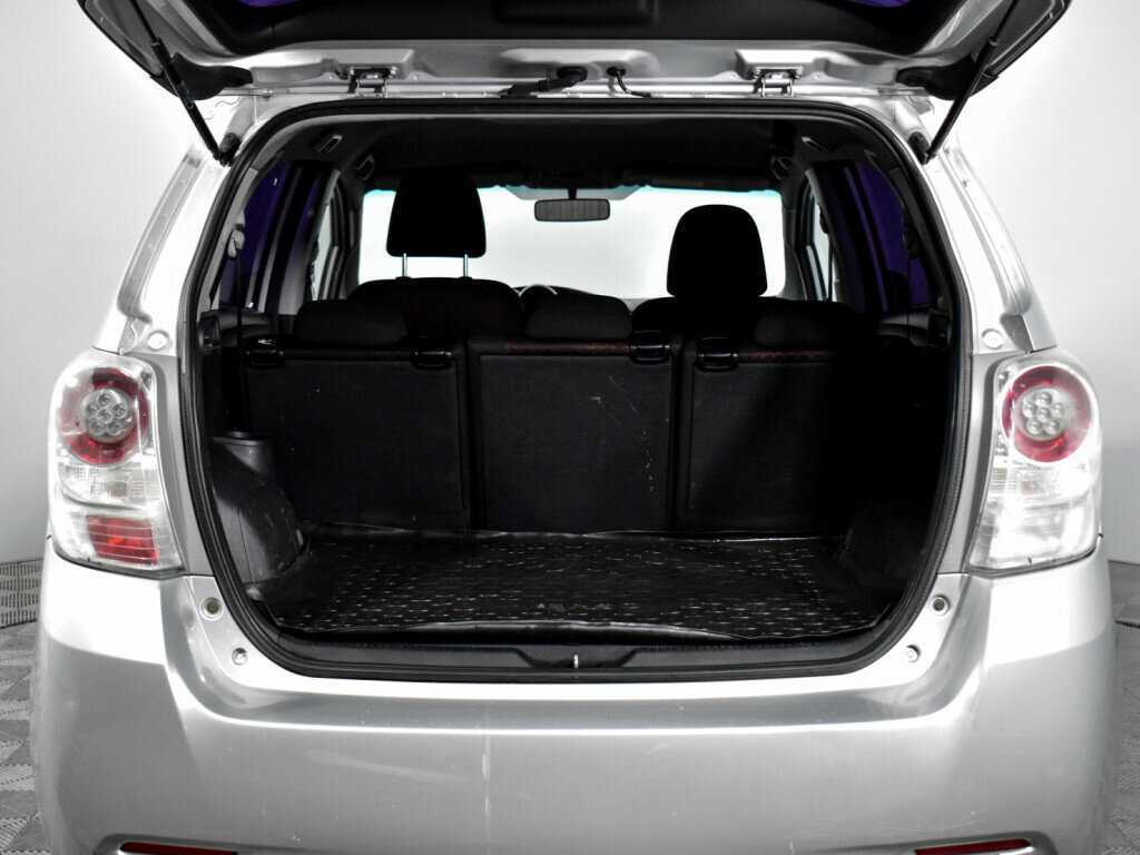 Toyota Verso, 2010 Фото №17