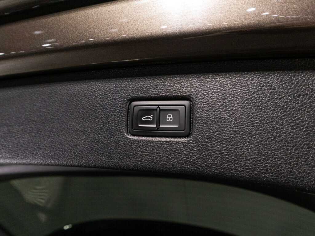 Audi Q7, 2018 Фото №15