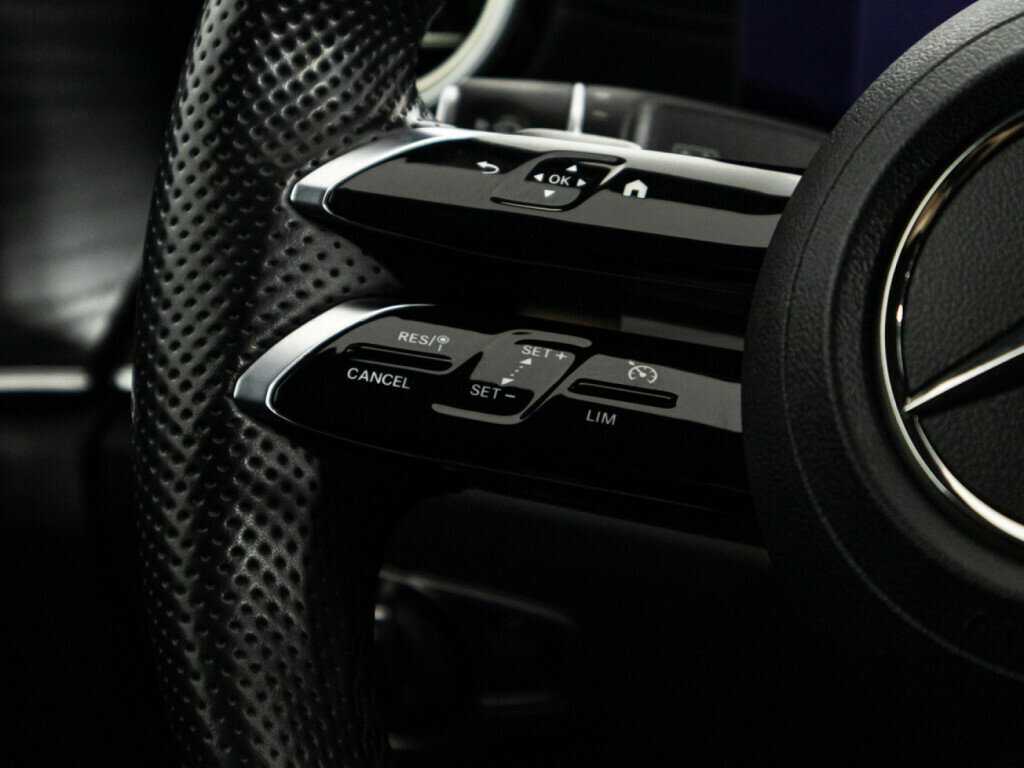 Mercedes-Benz E-Класс 200, 2020 Фото №22