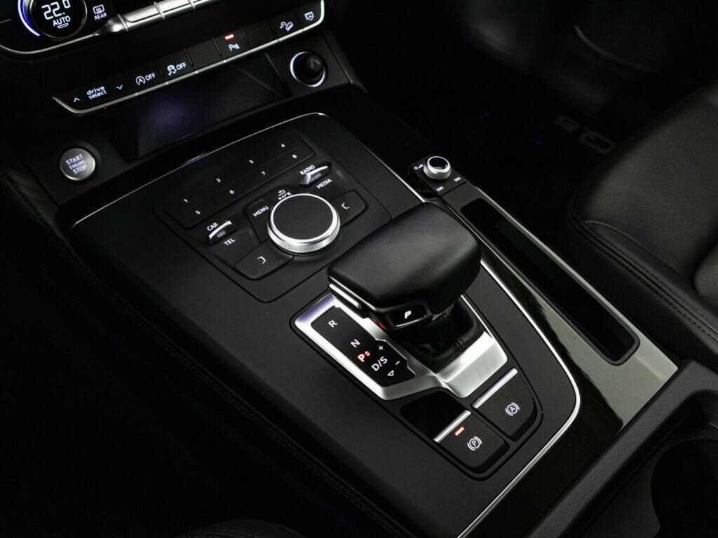 Audi Q5, 2018 Фото №17