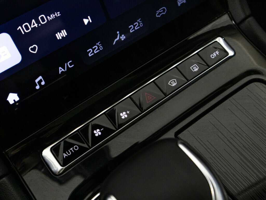 Hongqi H5, 2023 Фото №18