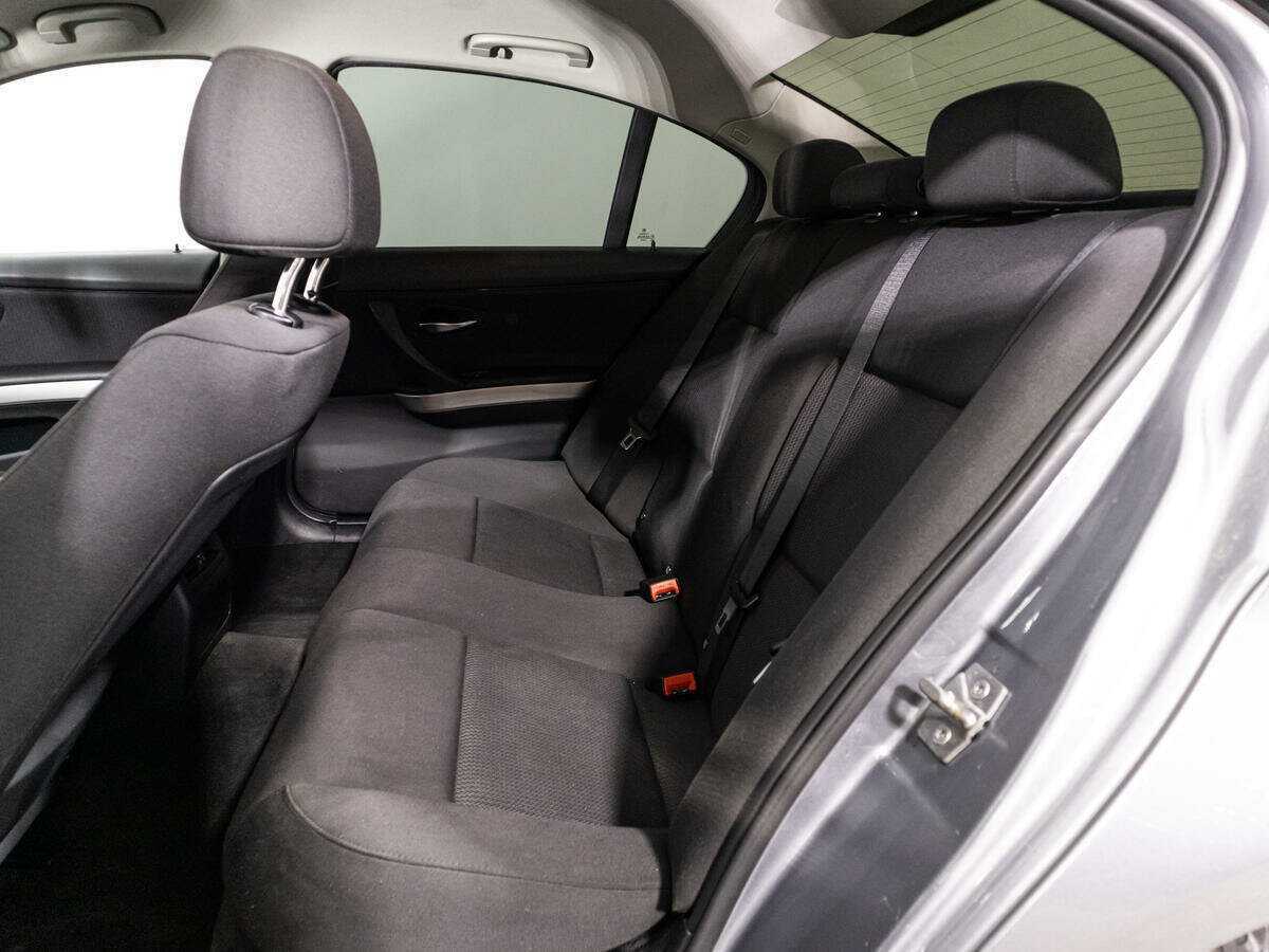 BMW 3 серии 318i, 2011 Фото №10