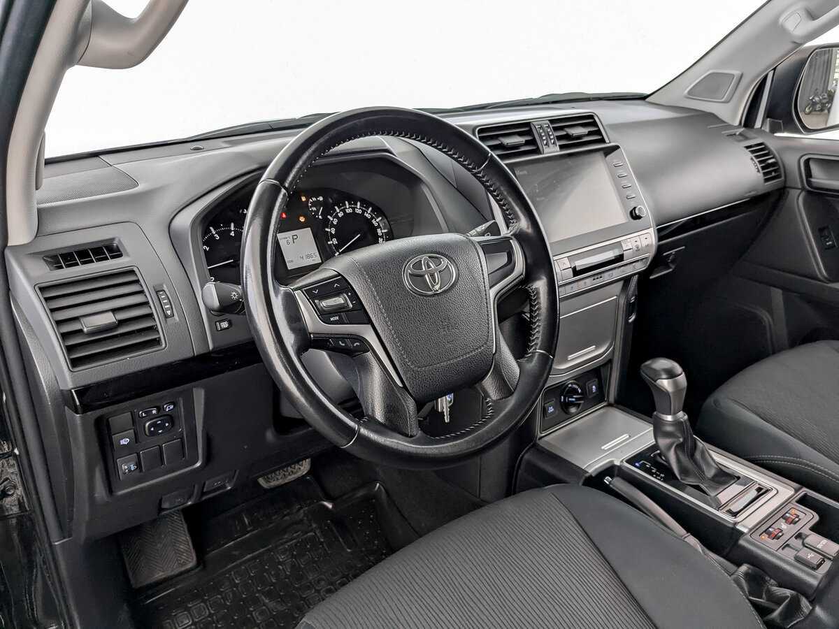 Toyota Land Cruiser Prado, 2021 Фото №16