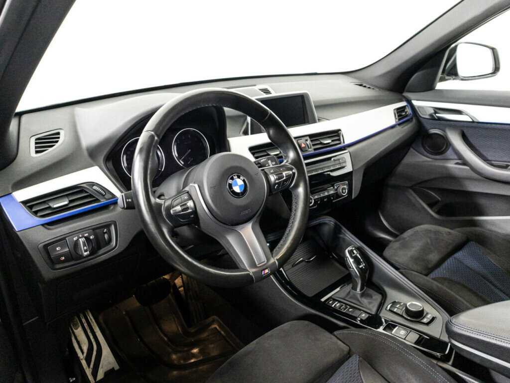 BMW X1 20i xDrive, 2019 Фото №11