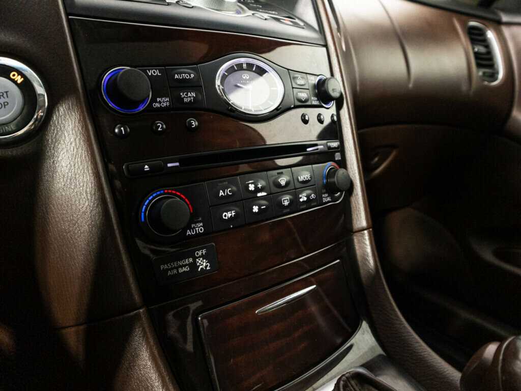 Infiniti EX35, 2008 Фото №16