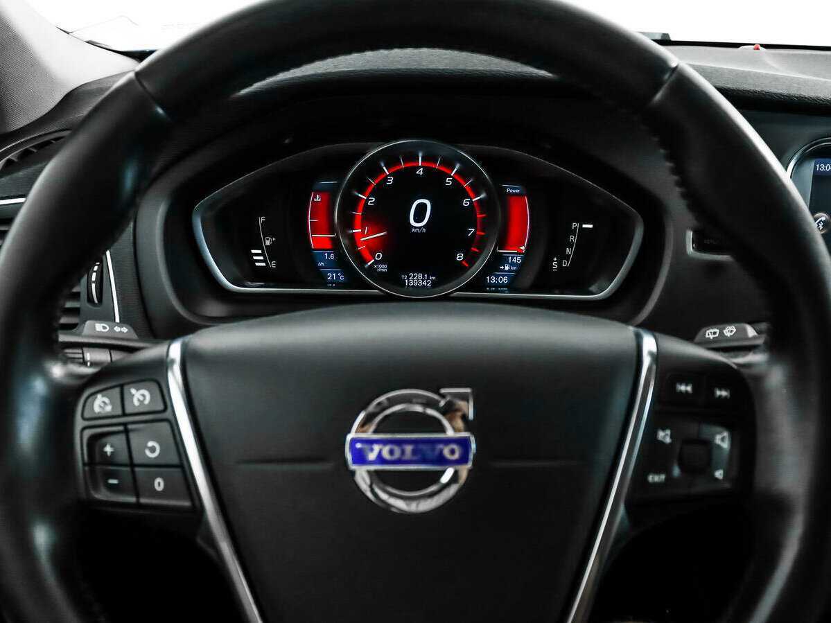 Volvo V40 Cross Country, 2013 Фото №15