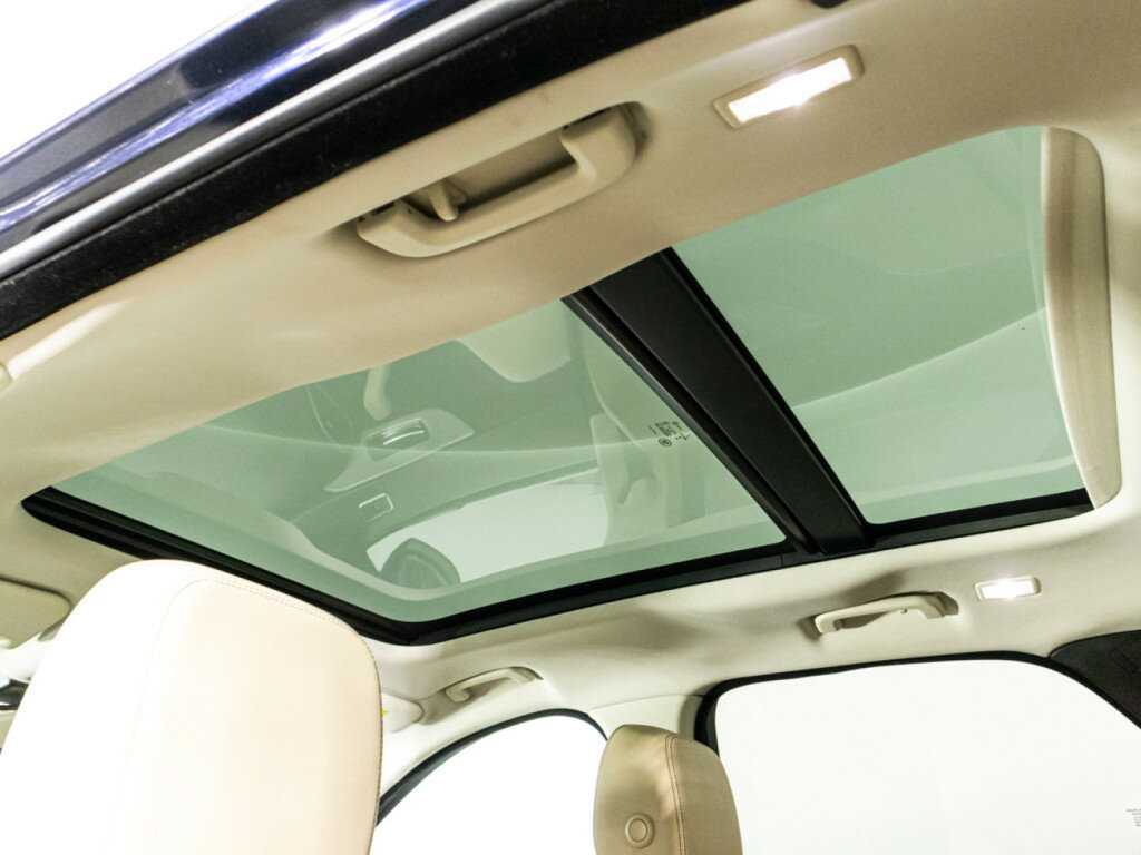 Jaguar F-Pace, 2016 Фото №14