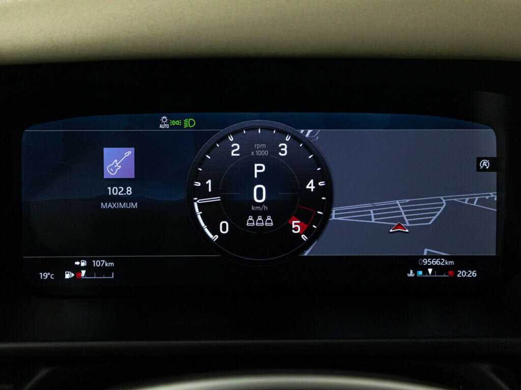 Land Rover Defender 110, 2021 Фото №10