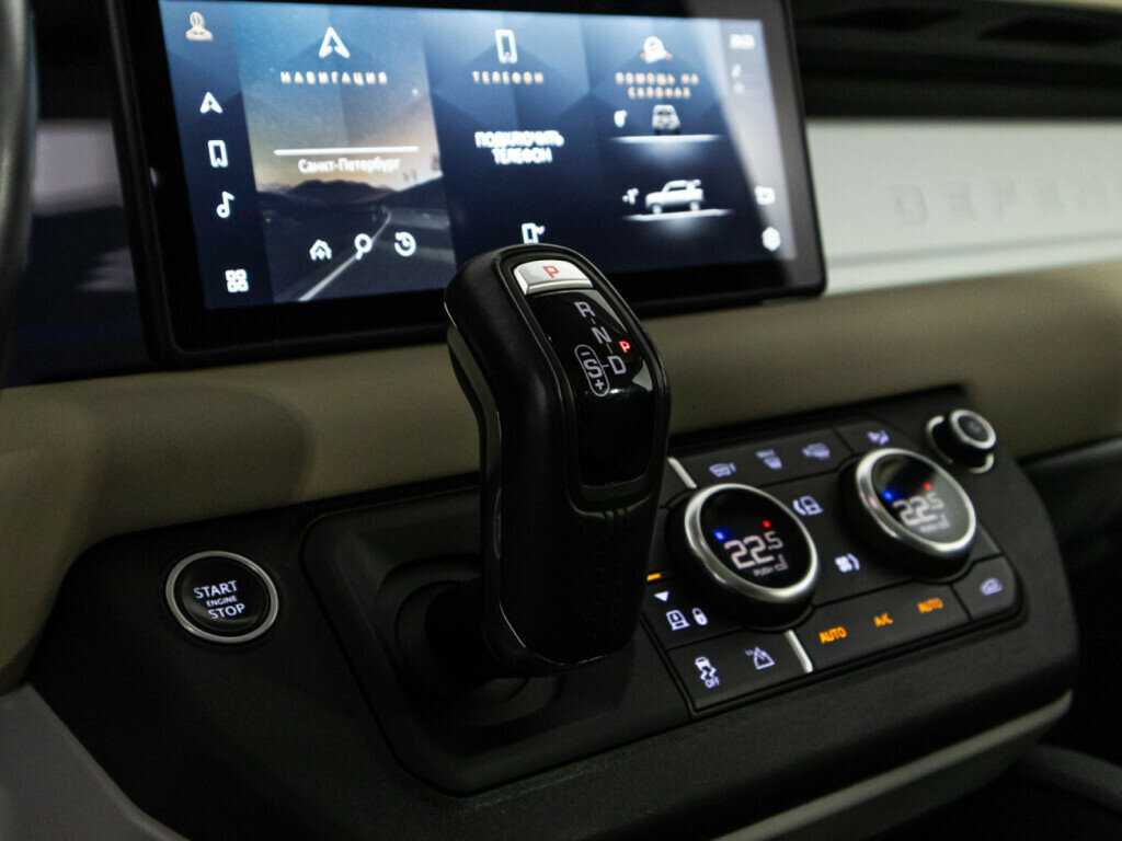 Land Rover Defender 110, 2021 Фото №21