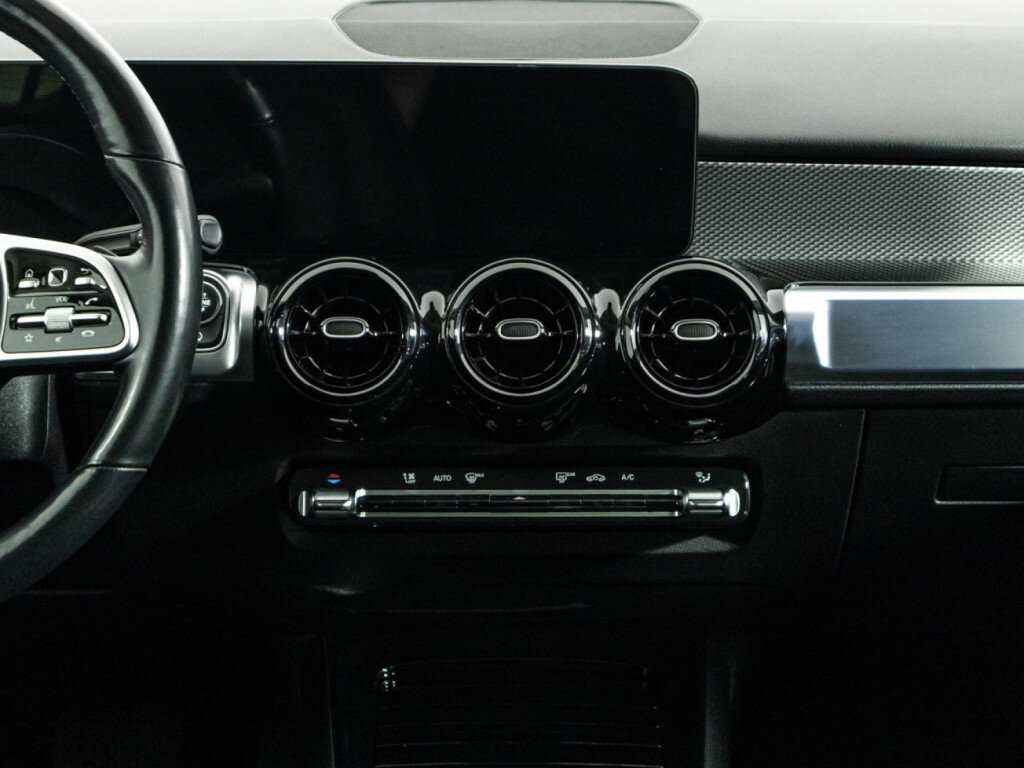 Mercedes-Benz GLB 200, 2020 Фото №14