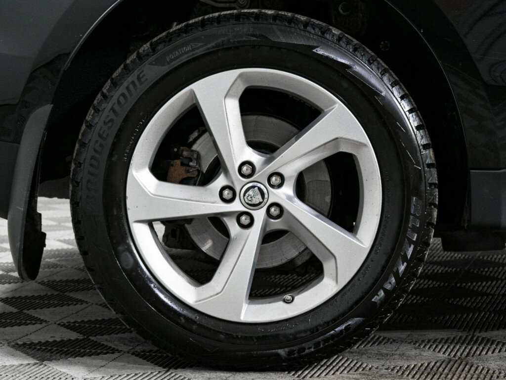 Jaguar F-Pace, 2017 Фото №21