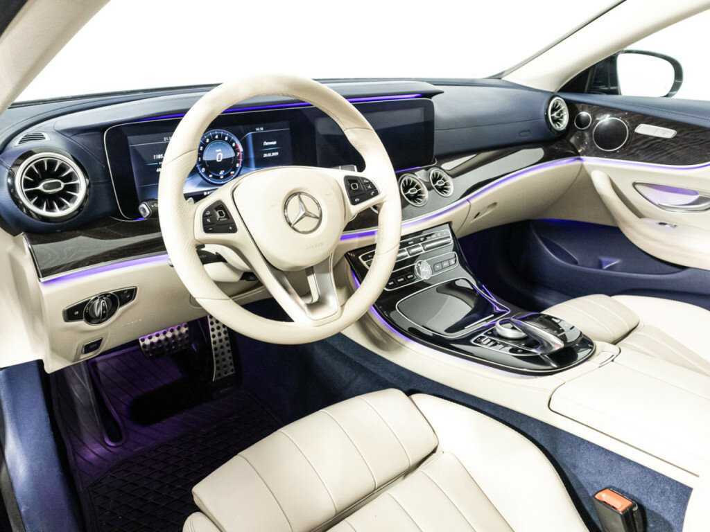 Mercedes-Benz E-Класс 200, 2017 Фото №11
