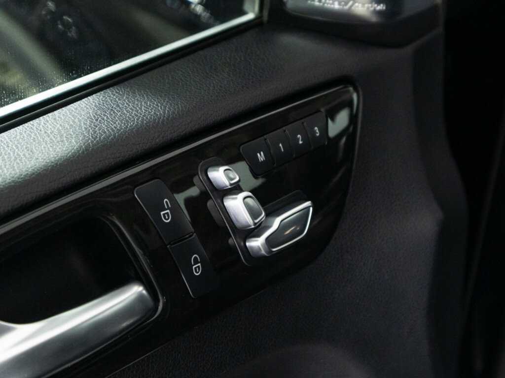 Mercedes-Benz GLE Coupe 400, 2016 Фото №16