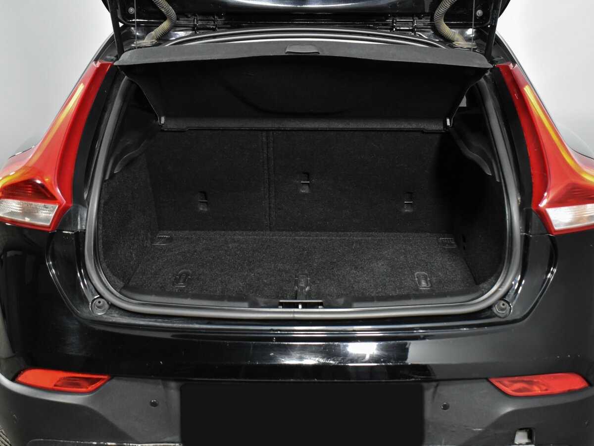 Volvo V40, 2014 Фото №17